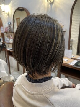 ヴィアンカ(Vianca) 白髪ぼかしハイライト