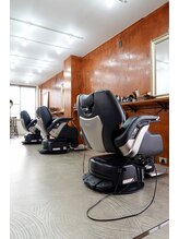 自分に似合う髪型がわかりません...［三軒茶屋/Men’s/メンズ/眉毛/フェード/ニュアンスパーマ］