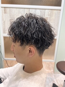 シュガーイシノマキ(SUGAR ishinomaki) ツイストパーマ