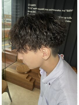 ツイストスパイラルパーマ/刈り上げブロック