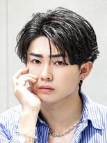 ホワイト(WHITE)&nbsp;フェザーショート/フェザーパーマ/メンズパーマ