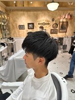 ルドローブラントオオサカ(LUDLOW BLUNT Osaka) 【LUDLOW BLUNT】フェードカット バーバーヘア