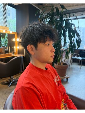 ビハインドザカーテン(BEHIND THE CURTAIN) 【癖毛を活かす】シャドウパーマ風アイロン仕上げ