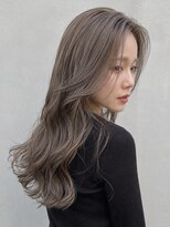 トリニティ(trinity) ブリーチ ダブルカラー レイヤーカット アッシュグレージュ