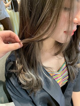 ルーメ(lume) インナーカラー/イヤリングカラー/グレージュカラー