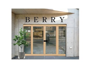 hairs BERRY 淡路店【ヘアーズ ベリー】