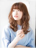 レイヤーたっぷりで動きのあるスタイルに