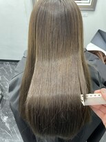 エスカーラ 表参道(THE ESCALA)&nbsp;@aidaman321/ゆるふわロング/ツヤ髪スタイル/ブルーブラック/