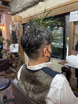 ロッソバイアルター 鎌取(ROSSO by aL-ter) 【 メンズカット/スパイラルパーマ/カルマパーマ】千葉香奈