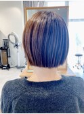 ショートボブ