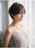 大人な耳掛けショートスタイル　１