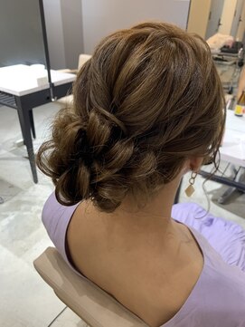 ヘアメイク ギャリス 北新地店(HAIR MAKE SALON Gallis) サイドアップ
