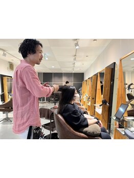 ベテランスタイリスト在籍！丁寧かつ徹底的なカウンセリングで、一人ひとりのお悩みに合わせて薬剤選定◎