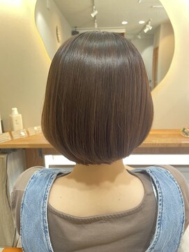 アンドワン(ANDONE) 前下がりボブ♪