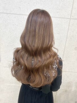 ゴート アミティ(G.O.A.T AMITY) ガーリースタイル/心斎橋/ヘアメ/セットサロン