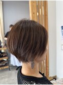 ショートボブ