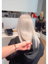 モニカ(MONIQA)&nbsp;ホワイトシルバー