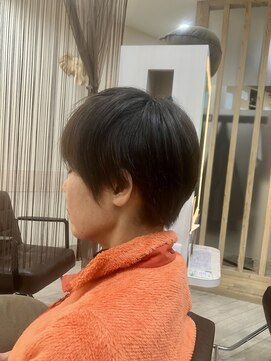 フゥカ 類家店(fuka) 青森 八戸 ハンサムショート風　30代 40代 50代