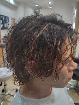 シャンプーボーイ 佐世保駅前店(SHAMPOO BOY) メッシュパーマ【ブリーチ/ハイライト/パーマ】