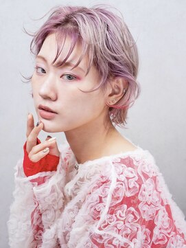 アルバム 銀座(ALBUM GINZA) ショートブリーチ顔周りレイヤーハイトーンくびれヘア_F90095