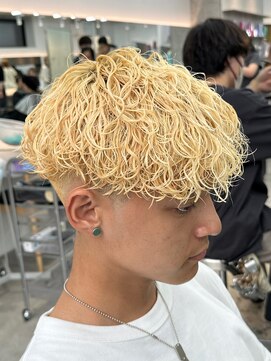 フィフス 栄(fifth) 無造作パーマ×マッシュスタイルで大人な雰囲気に◎