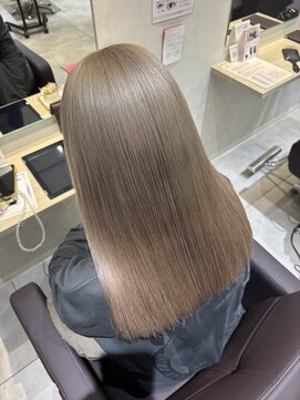 グロー(glow) ブリーチ×ミルクティーベージュ