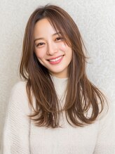 プリモ ココ 鍋島店(Primo coco.)&nbsp;ブラウンベージュ 顔周りカット ロングレイヤー 前髪なし 美髪