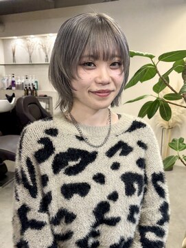 マセナ(Masena) 韓国風ウルフ/ハッシュカット/シルバージュ/ホワイトグレージュ