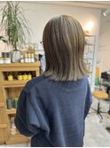 オリーブベージュ！