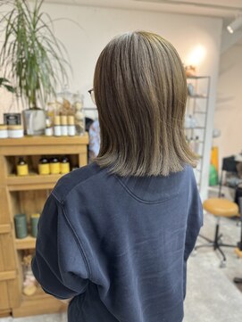 ムニ(MUNI) オリーブベージュ！