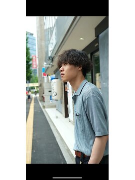 ミリ(milli Produce by ITAKURA) 波巻きパーマ