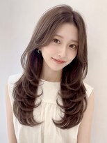 ヌフ(neuf) 大人可愛いくびれロングレイヤー×透明感グレージュ