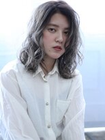 ヘアリゾート バレンタイン(hair+resort valentine)&nbsp;［valentine］セミロング　伸ばしかけ　無造作　デザインカラー