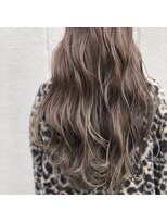 イリス(Iris.)&nbsp;【ハイライト＋ラテベージュ】