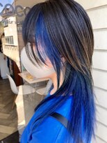 ヘア メイク ココ(hair make coco)&nbsp;ウルフカット×インナーブルー