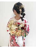 ニド(2do)&nbsp;成人式ミドルポニーアレンジ