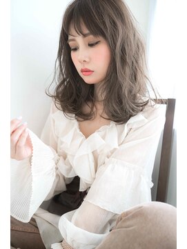 レイ(ray.) くびレイヤーエモージュふんわりカール20代30代40代◎美髪