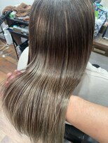 スリアン(sourian)&nbsp;ブリーチ縮毛矯正×髪質改善