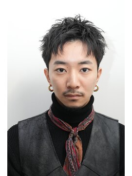 ルックグッドストア タカラヅカ(LOOK GOOD STORE TAKARAZUKA) 束感ベリーショートアッシュブラックカルマパーマ0305