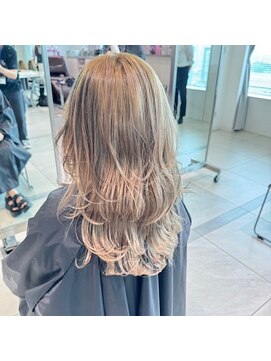 アイズ 本厚木(AIZU) ハイトーンカラー