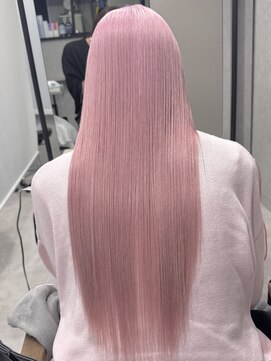 ロウル 渋谷(LOWRL) ピンクロング/ブリーチ