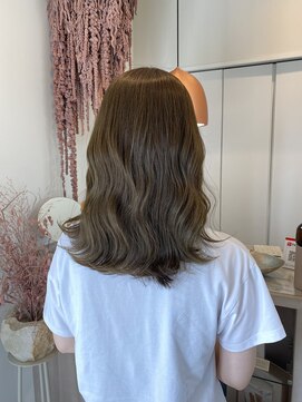 トナリ(tonari) ブリーチなしベージュ