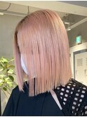 切りっぱなしボブピンクベージュミディアムボブダブルカラー