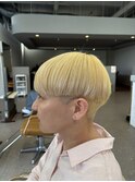 ブロンドショートマッシュ
