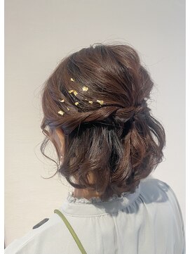 オギクボ ヴォイス(voice) ハーフアップアレンジ/ボブヘアアレンジ