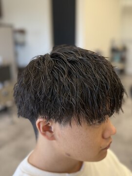 アイスプロドバイブルーム 木更津店(ice prod by bloom) MEN’S HAIR/波巻ツイストスパイラル/フェザーパーマ/木更津