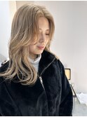 アッシュベージュ