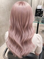 エノア 青山(ENORE)&nbsp;ホワイトピンクベージュ×ケアブリーチ透明感ハイトーン