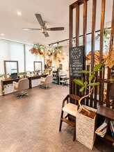 シーム 浦添店(SI6)