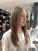 シアン ヘア デザイン(cyan hair design)&nbsp;【cyan】ハイトーンアッシュベージュとハッシュカット